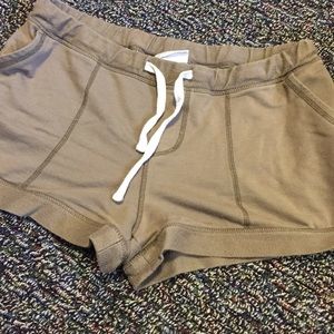 Converse lounge shorts